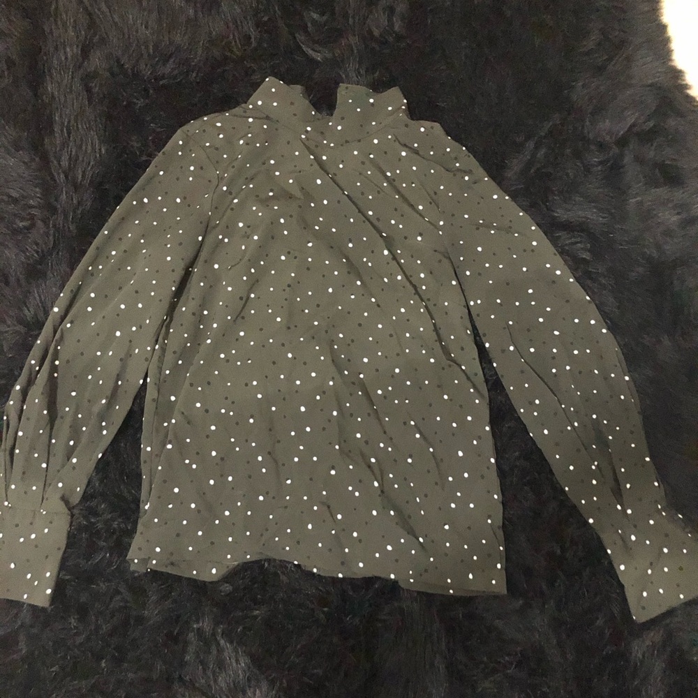 Long Sleeve Collared Shirt